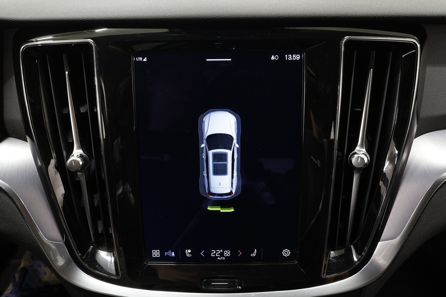 Volvo V60 Cross Country vaihtoauto