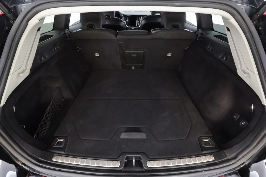 Volvo V60 Cross Country vaihtoauto