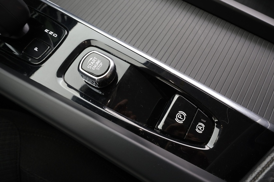 Volvo V60 Cross Country vaihtoauto