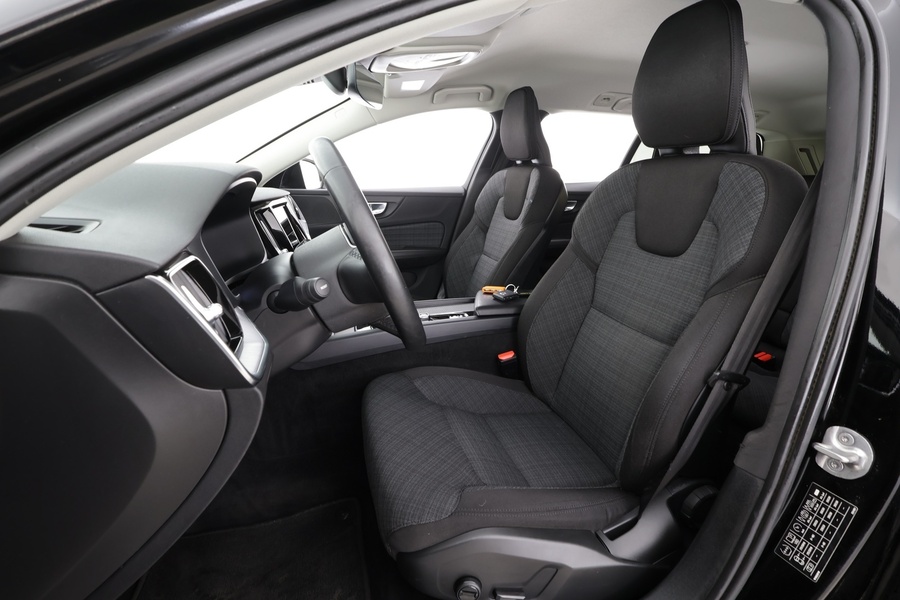 Volvo V60 Cross Country vaihtoauto