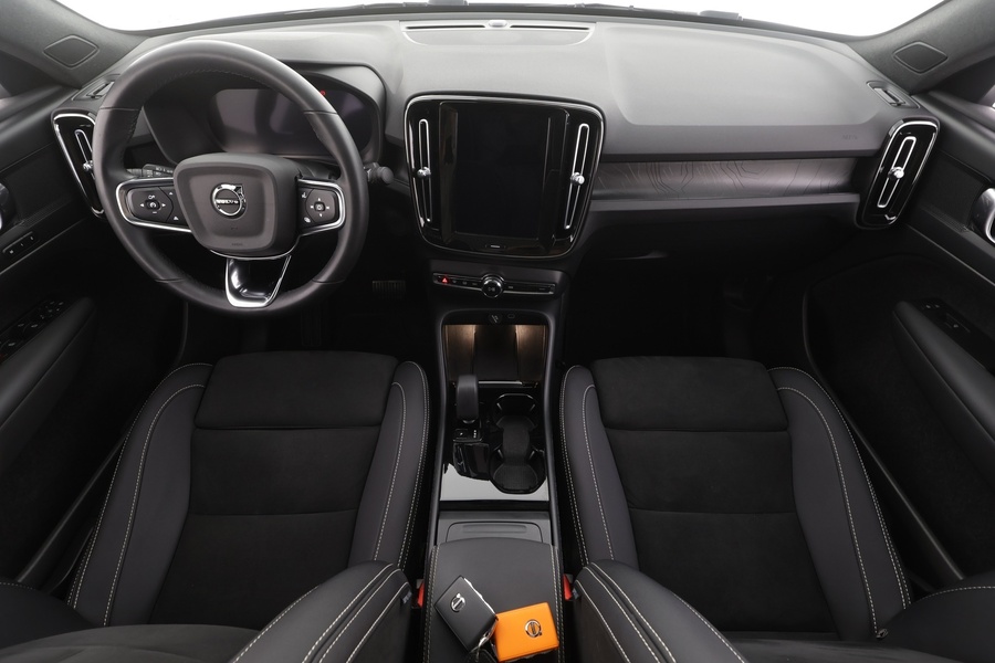Volvo C40 vaihtoauto