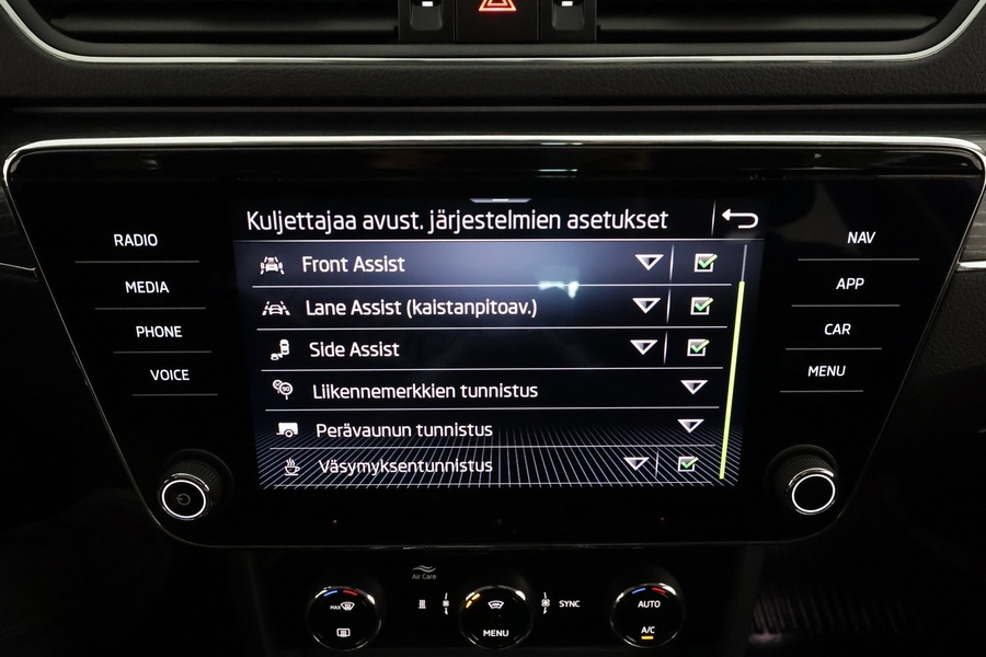 Skoda Superb vaihtoauto