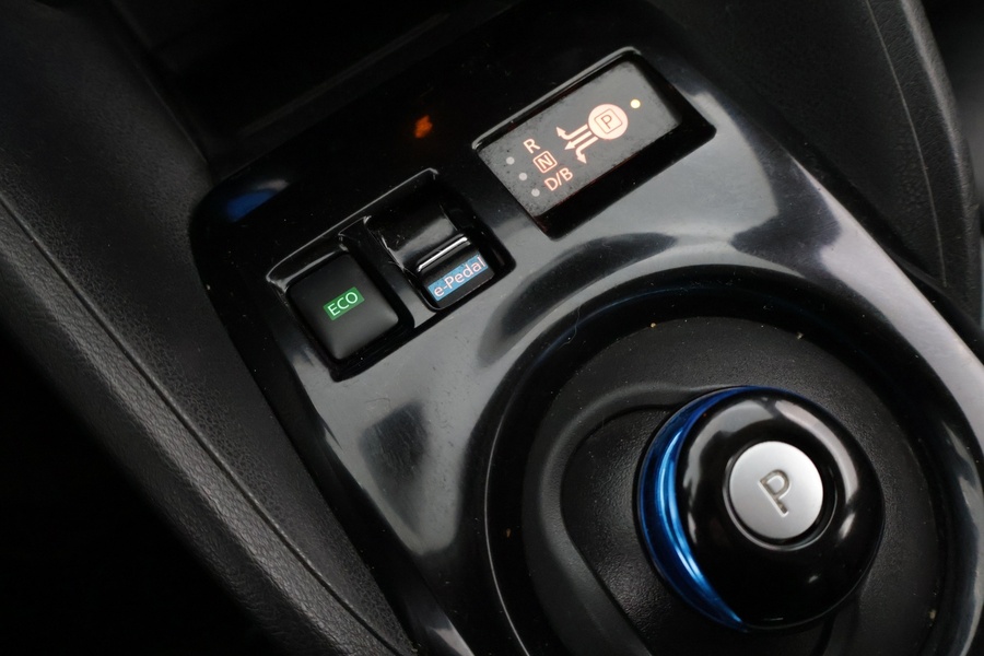 Nissan Leaf vaihtoauto