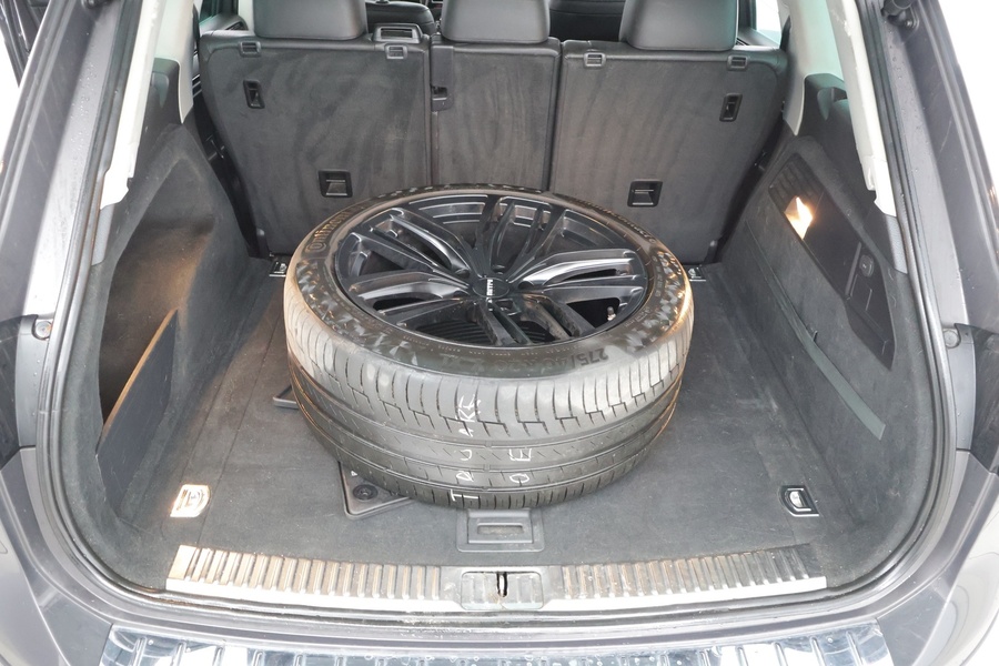 Volkswagen Touareg vaihtoauto