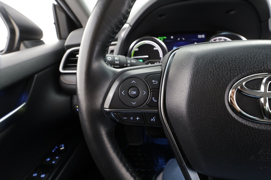 Toyota Camry vaihtoauto