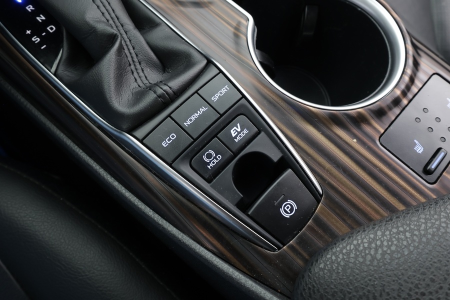 Toyota Camry vaihtoauto