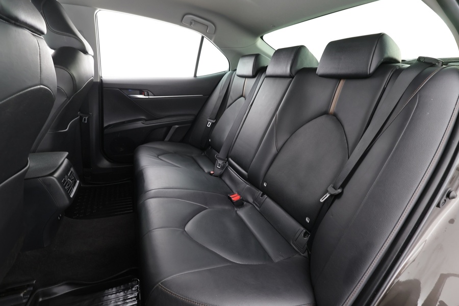 Toyota Camry vaihtoauto