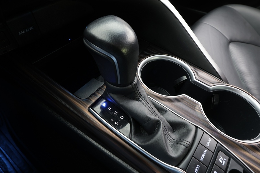 Toyota Camry vaihtoauto