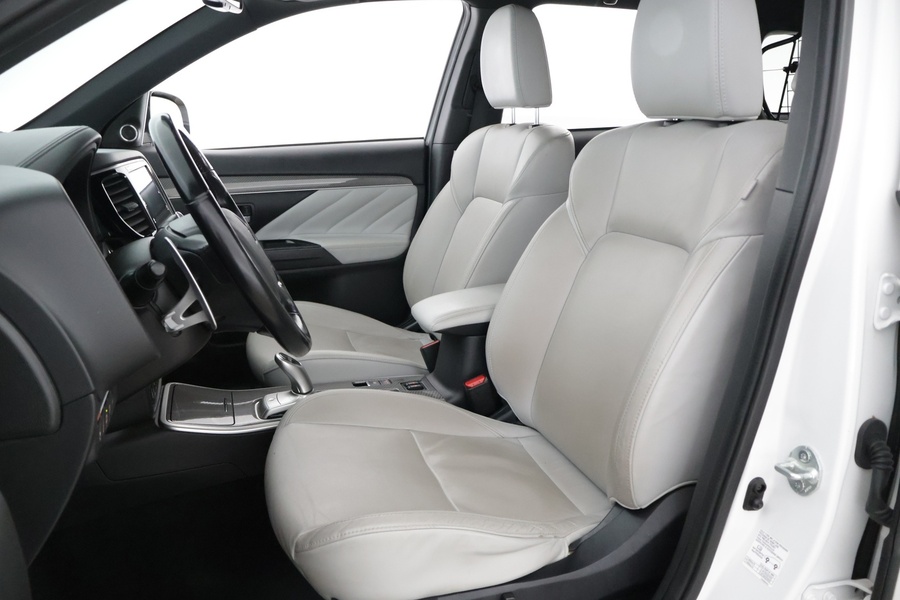 Mitsubishi Outlander vaihtoauto