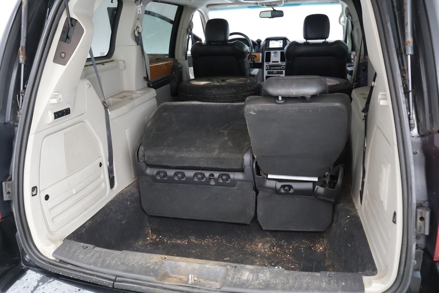 Chrysler Voyager vaihtoauto