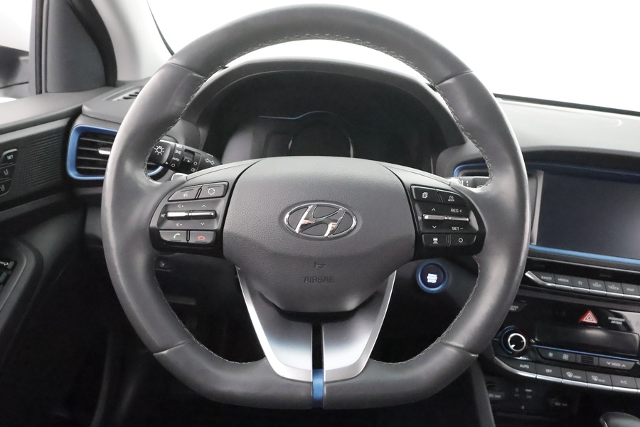 Hyundai IONIQ plug-in vaihtoauto