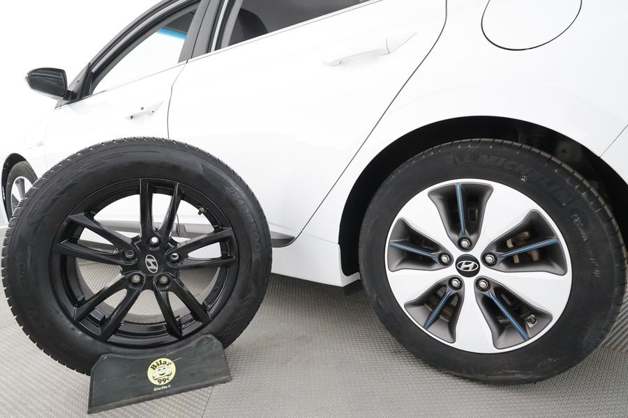 Hyundai IONIQ plug-in vaihtoauto
