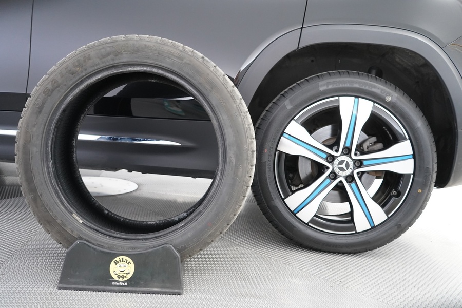 Mercedes-Benz EQB vaihtoauto