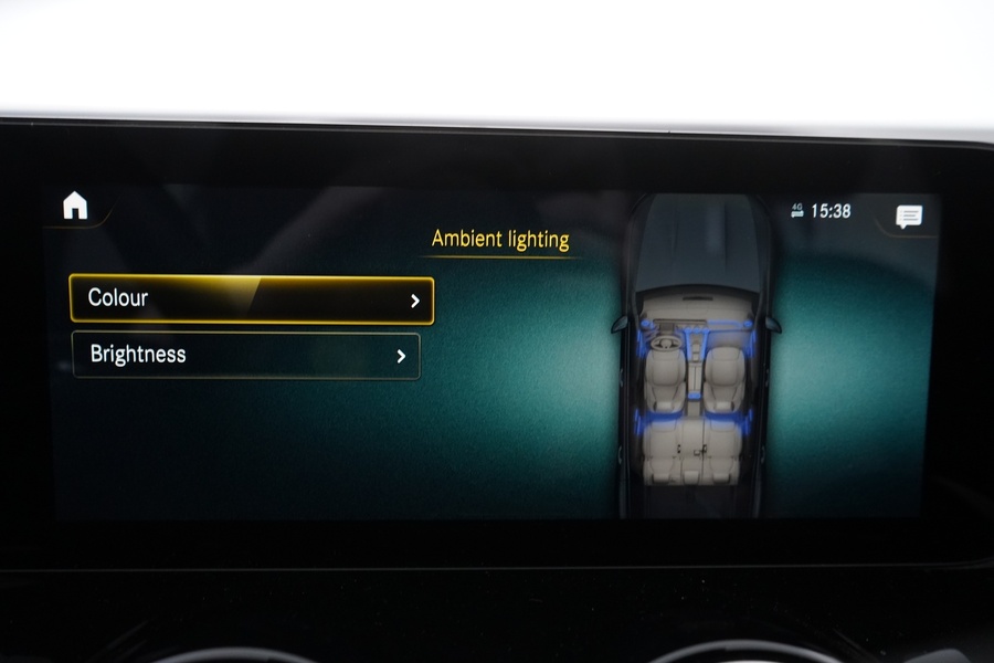 Mercedes-Benz EQB vaihtoauto