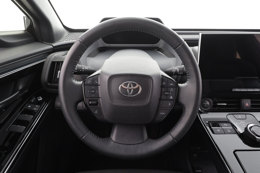 Toyota bZ4X vaihtoauto