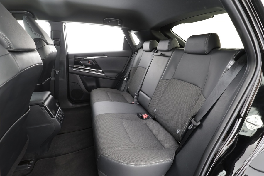 Toyota bZ4X vaihtoauto