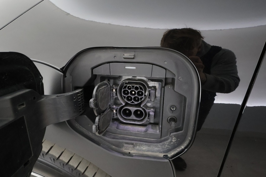 Toyota bZ4X vaihtoauto