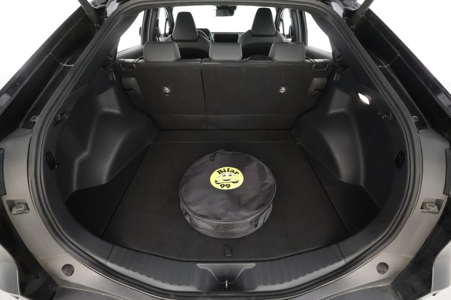 Toyota bZ4X vaihtoauto