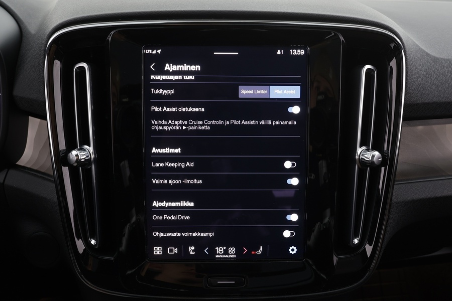 Volvo XC40 vaihtoauto