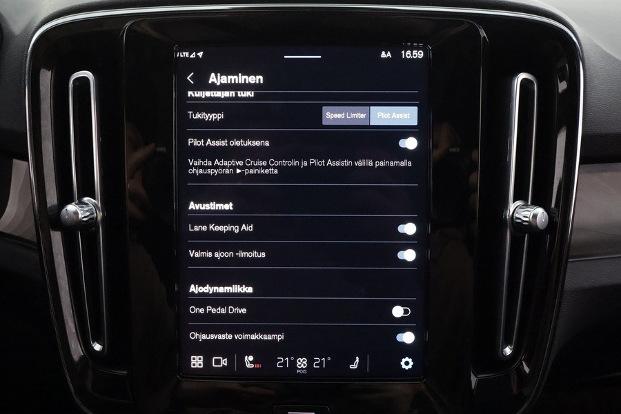 Volvo C40 vaihtoauto