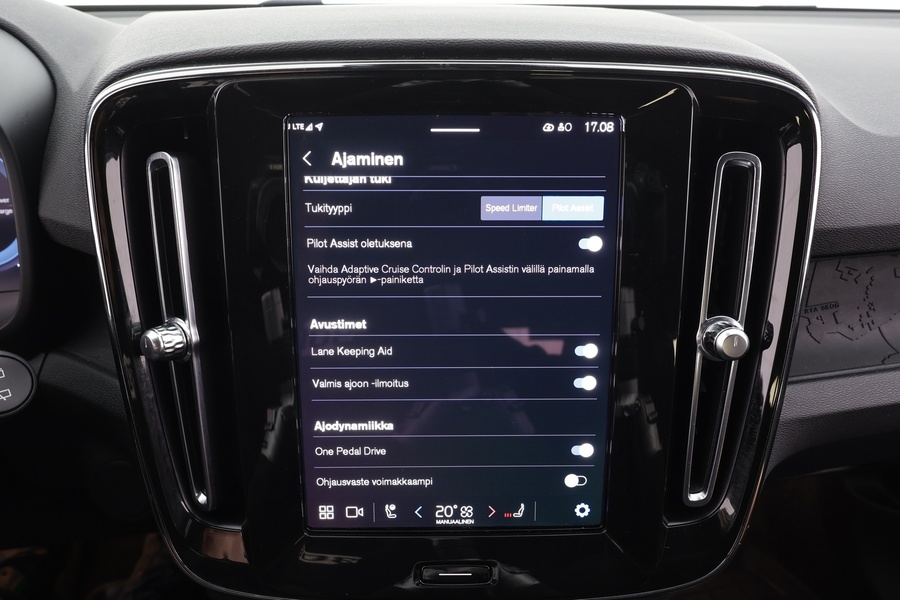 Volvo XC40 vaihtoauto