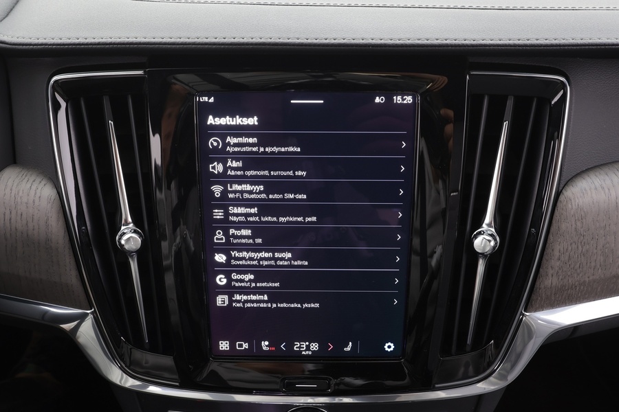 Volvo V90 vaihtoauto