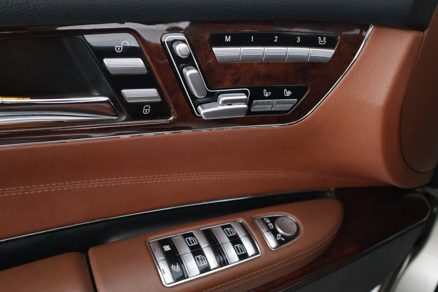 Mercedes-Benz CL vaihtoauto