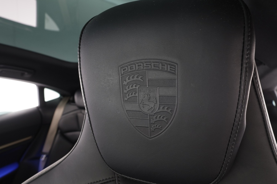 Porsche Taycan vaihtoauto