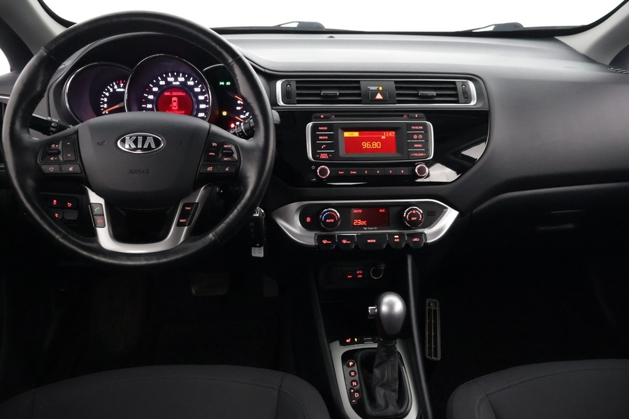 Kia Rio vaihtoauto