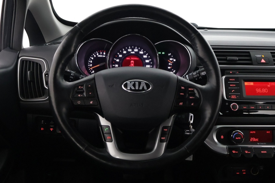 Kia Rio vaihtoauto