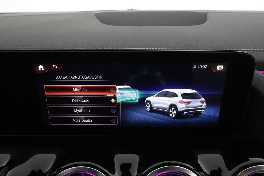 Mercedes-Benz GLA vaihtoauto