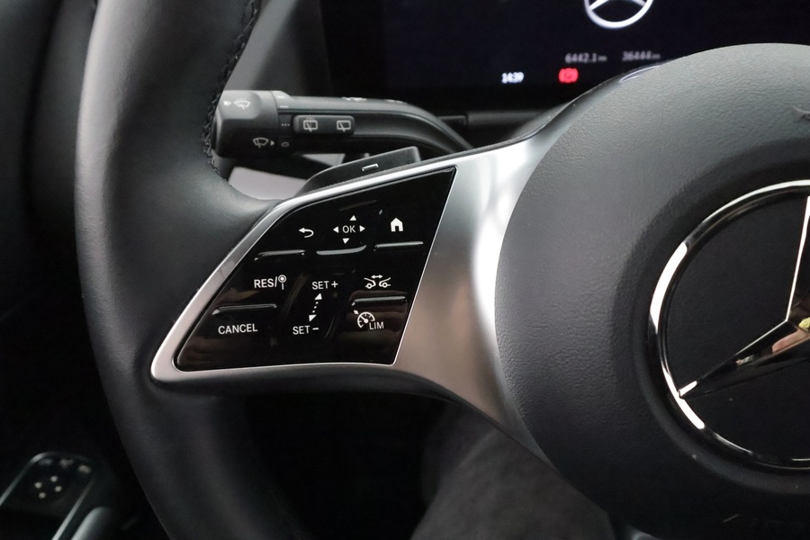 Mercedes-Benz EQA vaihtoauto
