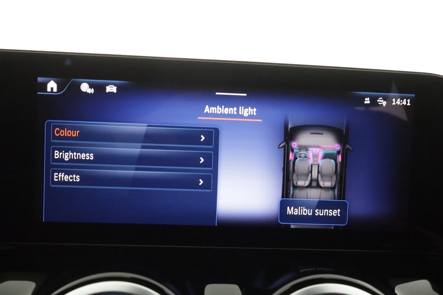 Mercedes-Benz EQA vaihtoauto
