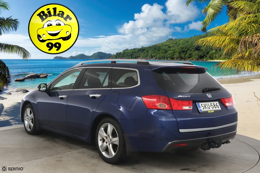 Honda Accord vaihtoauto