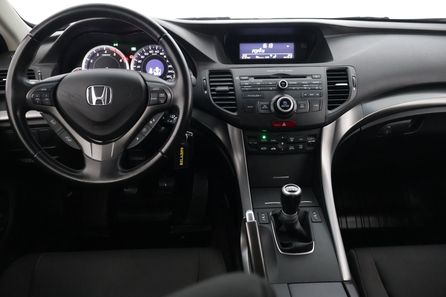 Honda Accord vaihtoauto