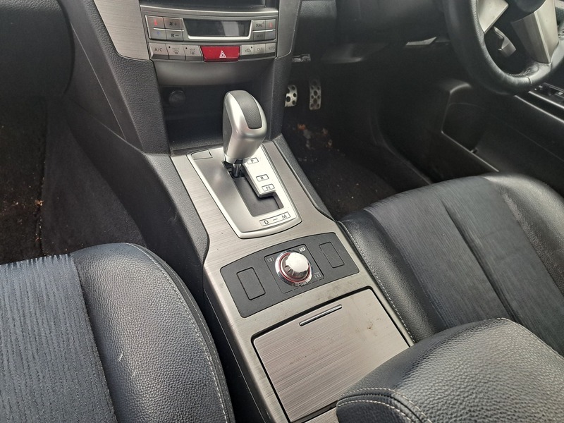 Subaru Legacy vaihtoauto