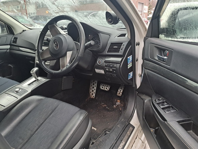 Subaru Legacy vaihtoauto