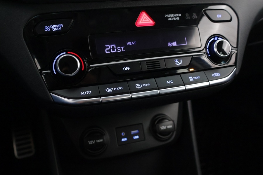 Hyundai IONIQ electric vaihtoauto