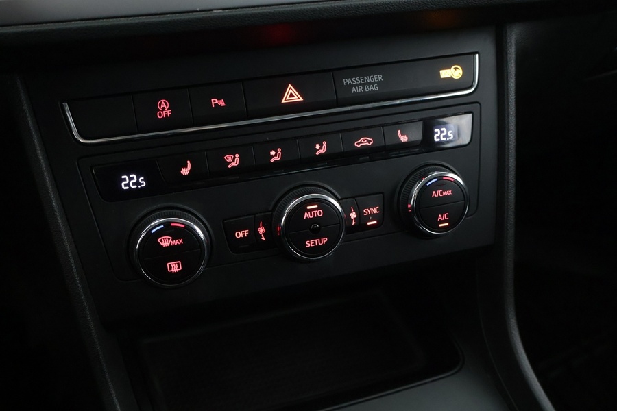 SEAT Leon ST vaihtoauto