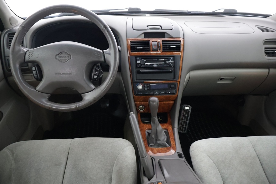 Nissan Maxima vaihtoauto