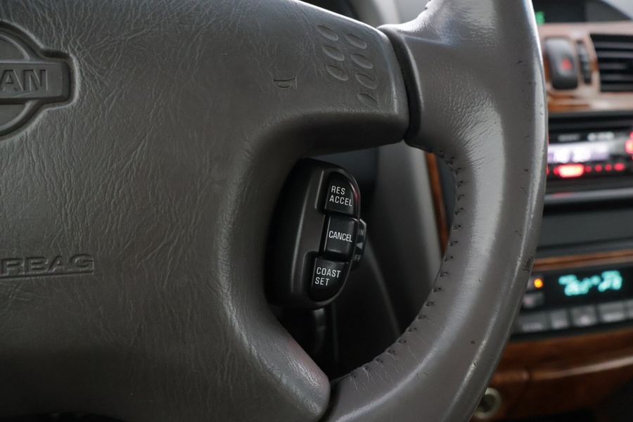 Nissan Maxima vaihtoauto