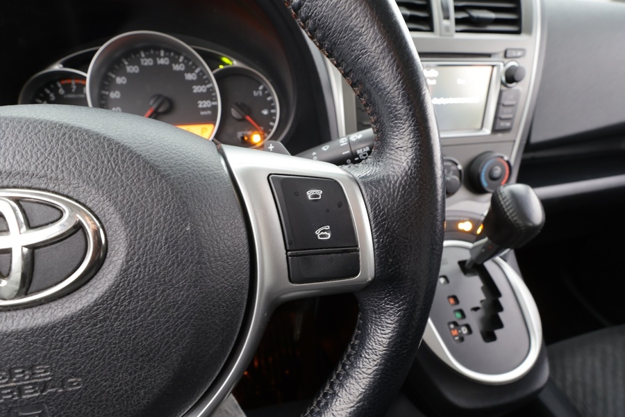 Toyota Verso-S vaihtoauto