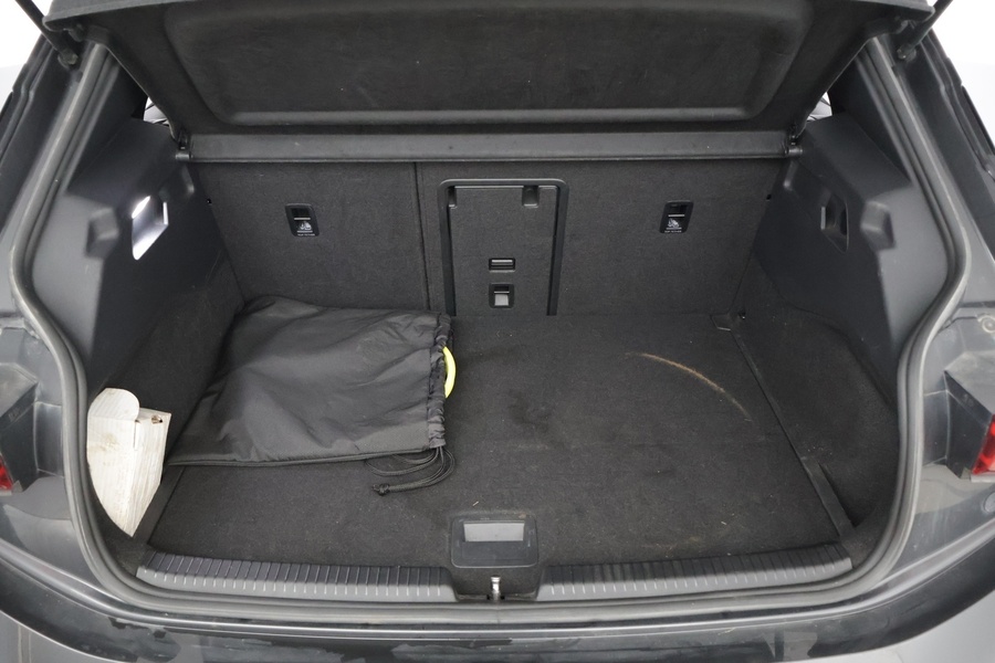 Cupra Born vaihtoauto