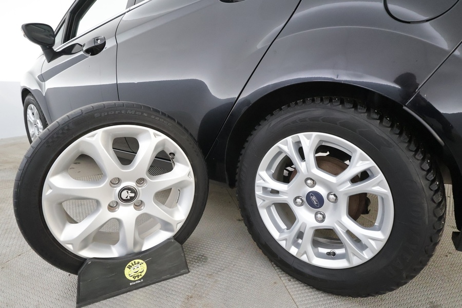 Ford Fiesta vaihtoauto