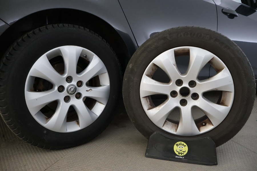 Opel Astra vaihtoauto