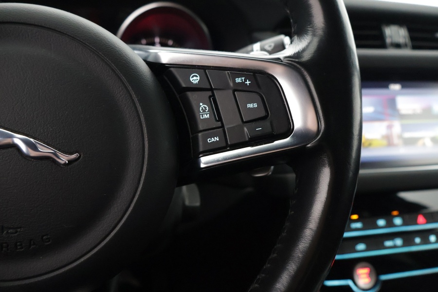 Jaguar XF vaihtoauto