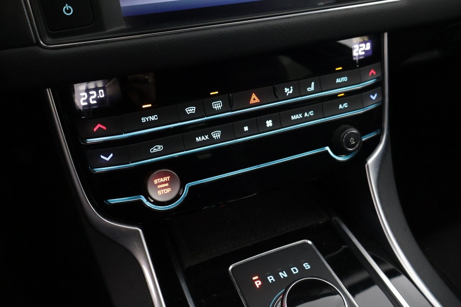 Jaguar XF vaihtoauto