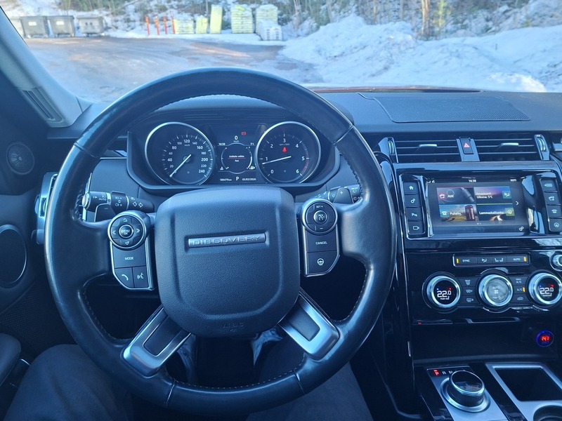 Land Rover Discovery vaihtoauto