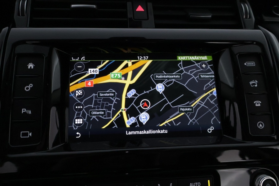 Land Rover Discovery vaihtoauto