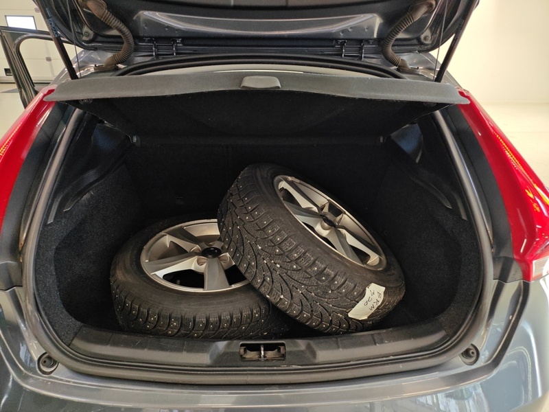 Volvo V40 vaihtoauto